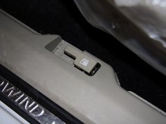 2012款 2.4L 手动 探索版汽油4X4豪华型 5座