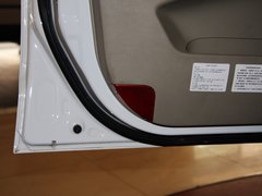 2012款 2.4L 手动 探索版汽油4X4豪华型 5座