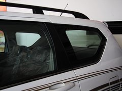 2012款 2.4L 手动 探索版汽油4X4豪华型 5座