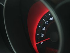 2012款 1.6L 自动 Premium纪念版