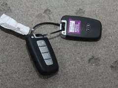 2012款 1.6L 自动 Premium纪念版