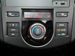 2012款 1.6L 自动 Premium纪念版