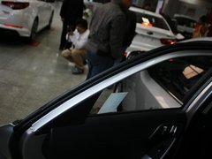 2012款 1.6L 自动 Premium纪念版