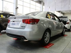 2012款 1.6L 自动 Premium纪念版