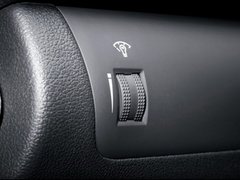 2012款 1.6L 自动 GL纪念版