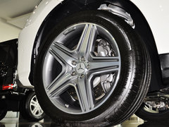 2012款 ML63 5.5T AMG 5座