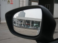 2012款 2.0 自动 四驱豪华版 5座