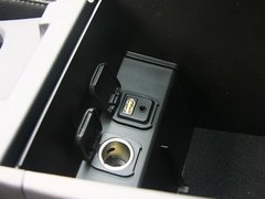 2012款 2.0 自动 四驱豪华版 5座