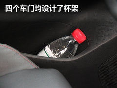 2012款 2.0 自动 四驱尊贵导航版 5座