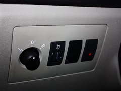 2012款 1.3L 手动 基本型