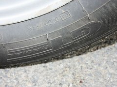 2012款 1.3L 手动 标准型