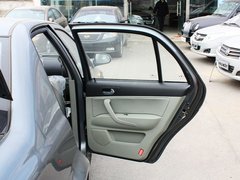 2012款 1.3L 手动 标准型