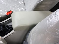2012款 1.3L 手动 标准型
