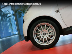 2012款 1.0L AMT 硬顶标准版