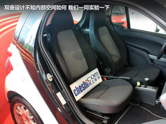 2012款 1.0L AMT 硬顶标准版