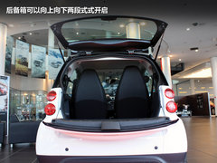 2012款 1.0L AMT 硬顶标准版