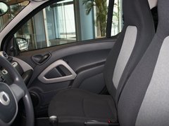 2012款 1.0L AMT 硬顶标准版