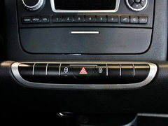 2012款 1.0L AMT 硬顶标准版