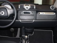 2012款 1.0L AMT 硬顶标准版