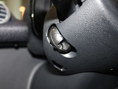 2012款 1.0L AMT 硬顶标准版
