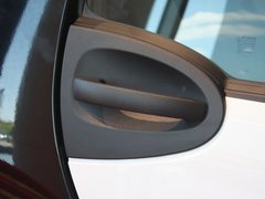 2012款 1.0L AMT 硬顶标准版