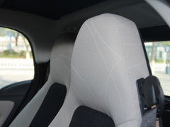 2012款 1.0L AMT 硬頂激情版