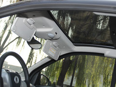 2012款 1.0L AMT 硬頂激情版