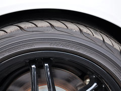 2012款 1.0T AMT 博速Xclusive版