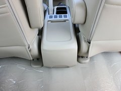 2012款 2.4L 手动 两驱精英型 5座
