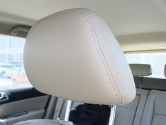 2012款 2.4L 手动 两驱精英型 5座