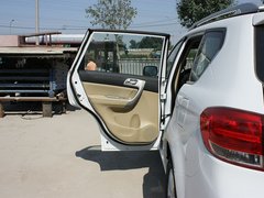 2012款 2.4L 手动 两驱精英型 5座