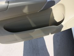 2012款 2.4L 手动 两驱精英型 5座