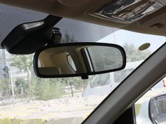 2012款 2.4L 手动 两驱精英型 5座