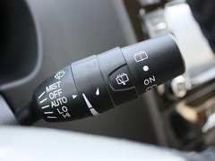2012款 2.4L 手动 两驱精英型 5座
