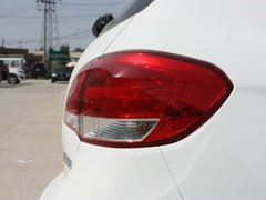 2012款 2.4L 手动 两驱精英型 5座