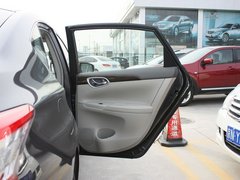 2012款 1.8 XV CVT 尊享版