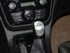 2012款 1.8L 自动 公务尊逸运动型