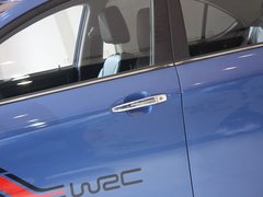 2012款 1.8L 自动 公务尊逸运动型