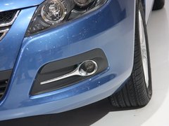 2012款 1.8L 自动 公务尊逸运动型