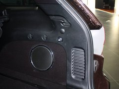 2012款 5.7L 自动 旗舰尊崇版 5座
