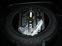 2012款 5.7L 自动 旗舰尊崇版 5座
