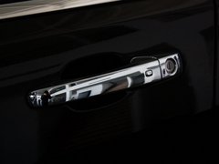 2012款 5.7L 自动 旗舰尊崇版 5座
