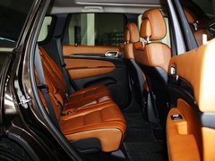 2012款 5.7L 自动 旗舰尊崇版 5座
