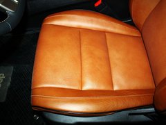 2012款 5.7L 自动 旗舰尊崇版 5座