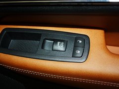 2012款 5.7L 自动 旗舰尊崇版 5座