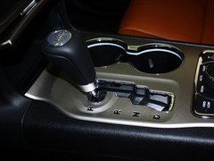 2012款 5.7L 自动 旗舰尊崇版 5座