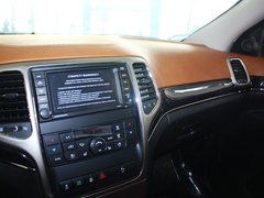 2012款 5.7L 自动 旗舰尊崇版 5座