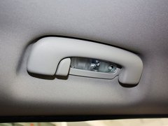 2012款 5.7L 自动 旗舰尊崇版 5座