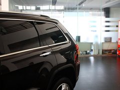 2012款 5.7L 自动 旗舰尊崇版 5座