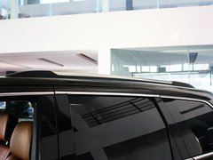 2012款 5.7L 自动 旗舰尊崇版 5座